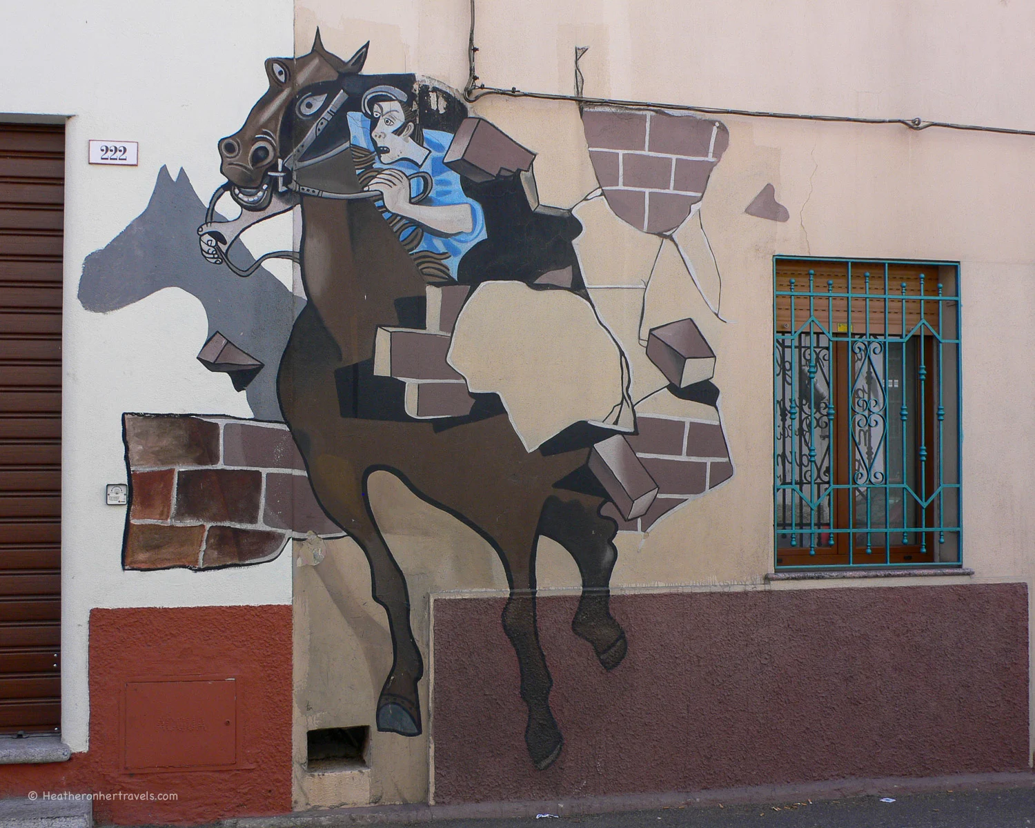 Bandits and Murals at Orgosolo in Sardinia