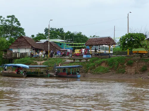 river-post-for-the-tambopata-ecolodge Trekking and sightseeing in Peru