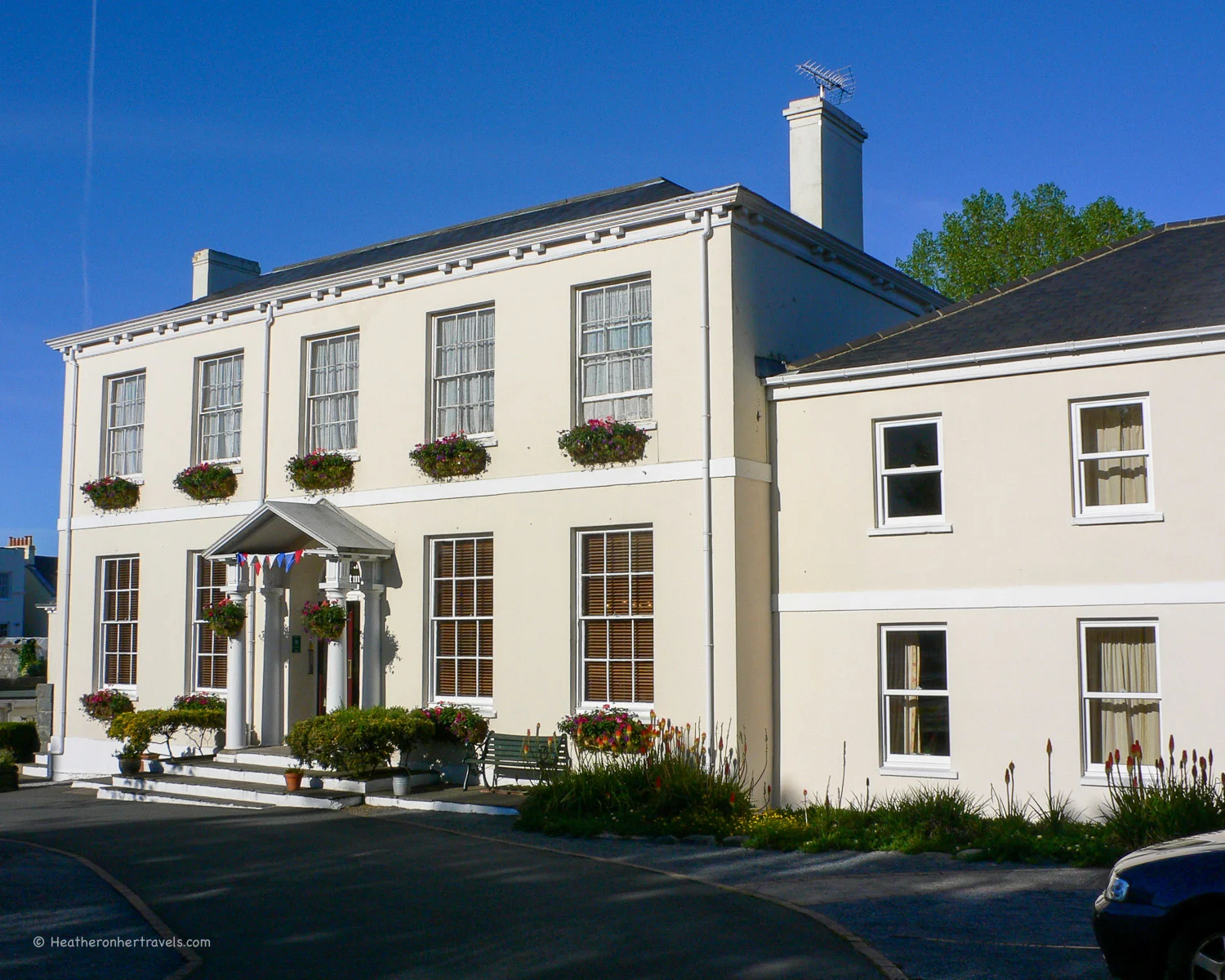 Albany Apartments on Guernsey