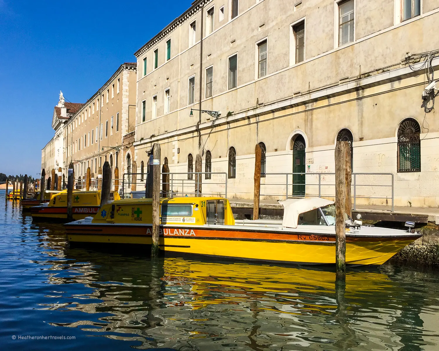 Yellow ambulances outside the Hospital in Venice Photo: Heatheronhertravels.com