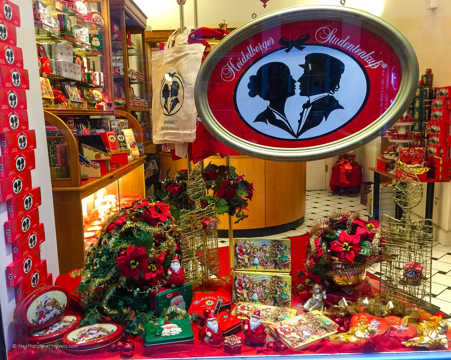 Student kisses in Heidelberg