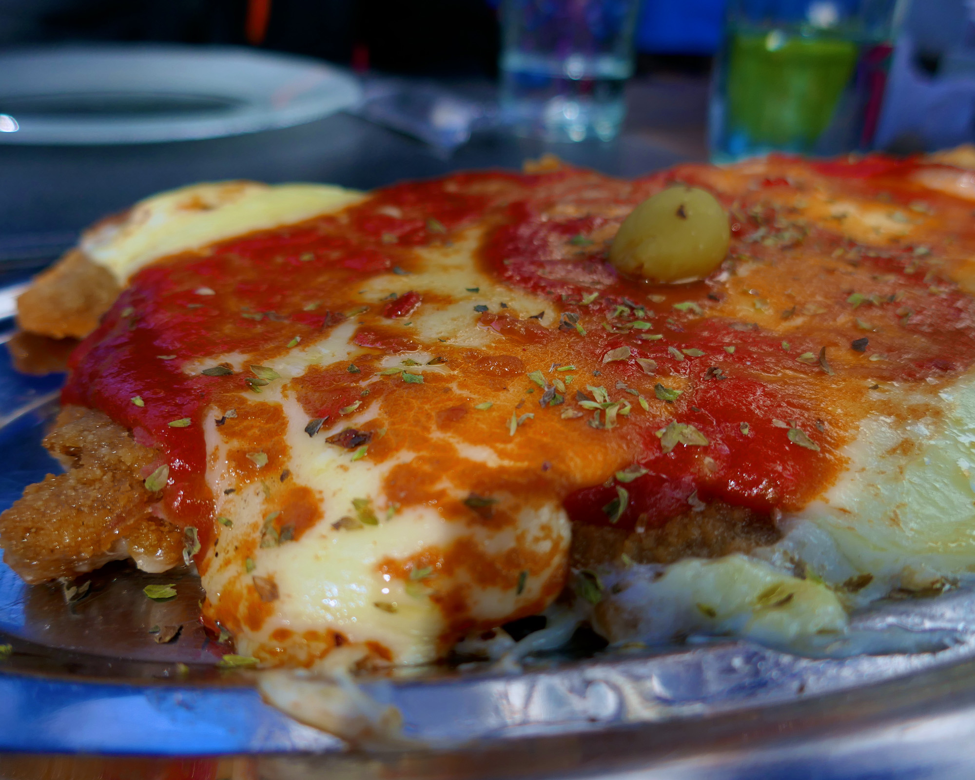 Milanesa a la Napolitana © Nomadic Boys