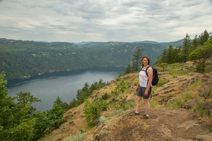 North Face Luggage Review, Hiking in Canada with HikeVictoria