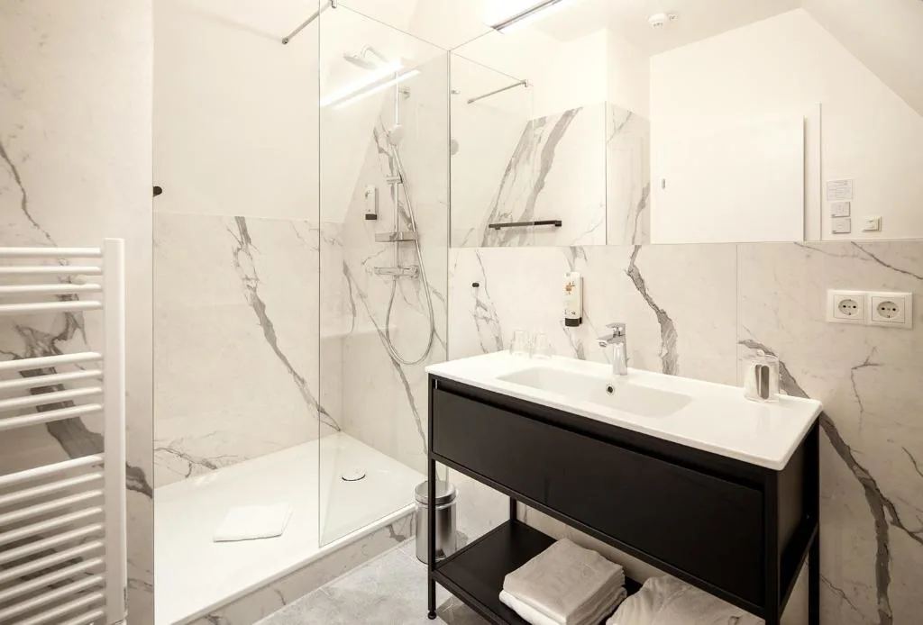 Boutique Hotel Dom Graz Austria Bathroom