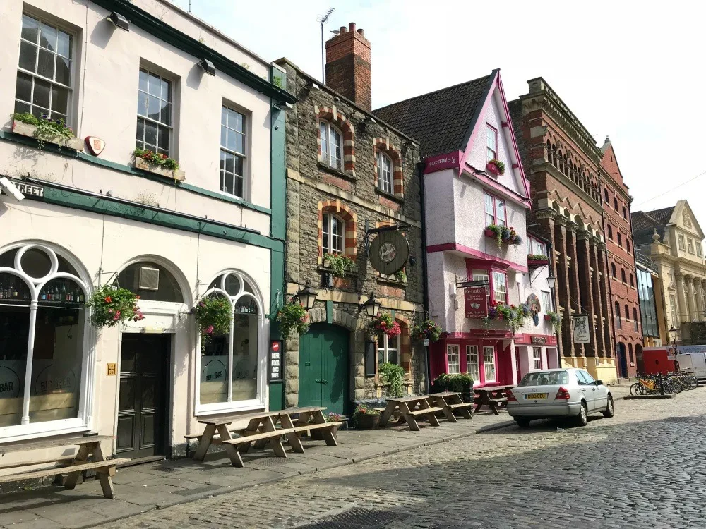 Old Pubs in Bristol Old City Photo Heatheronhertravels.com