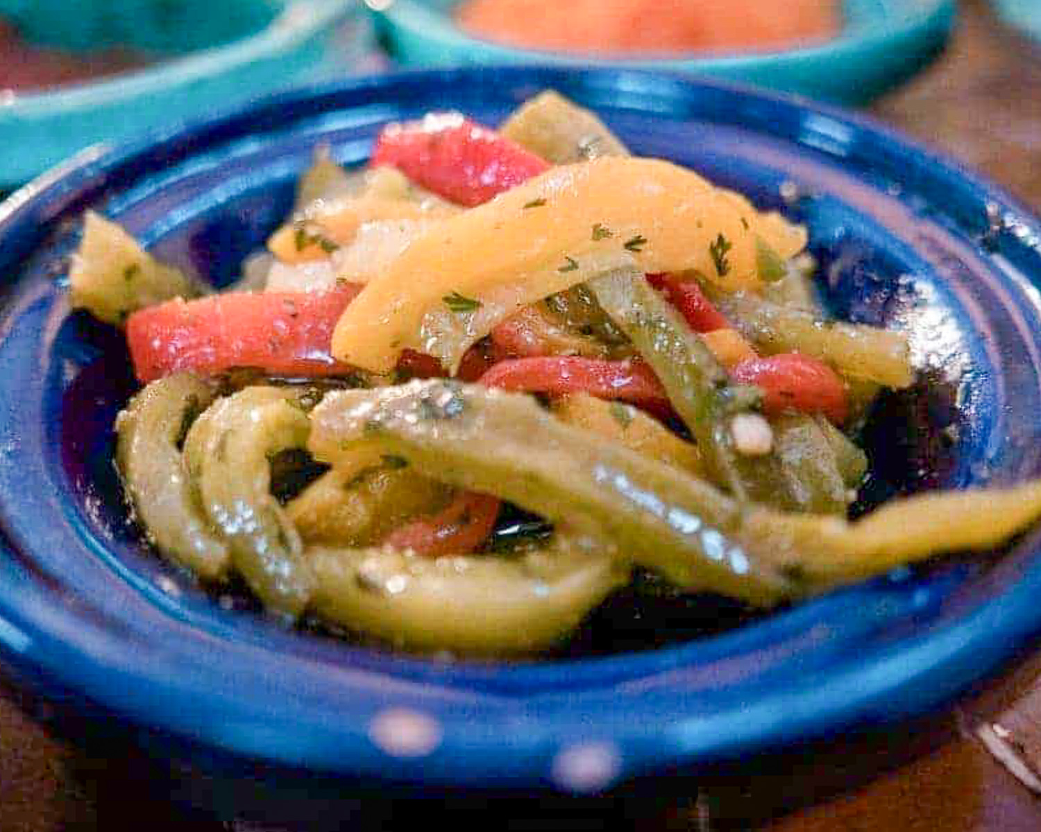 Moroccan pepper salad with olive oil and thyme
