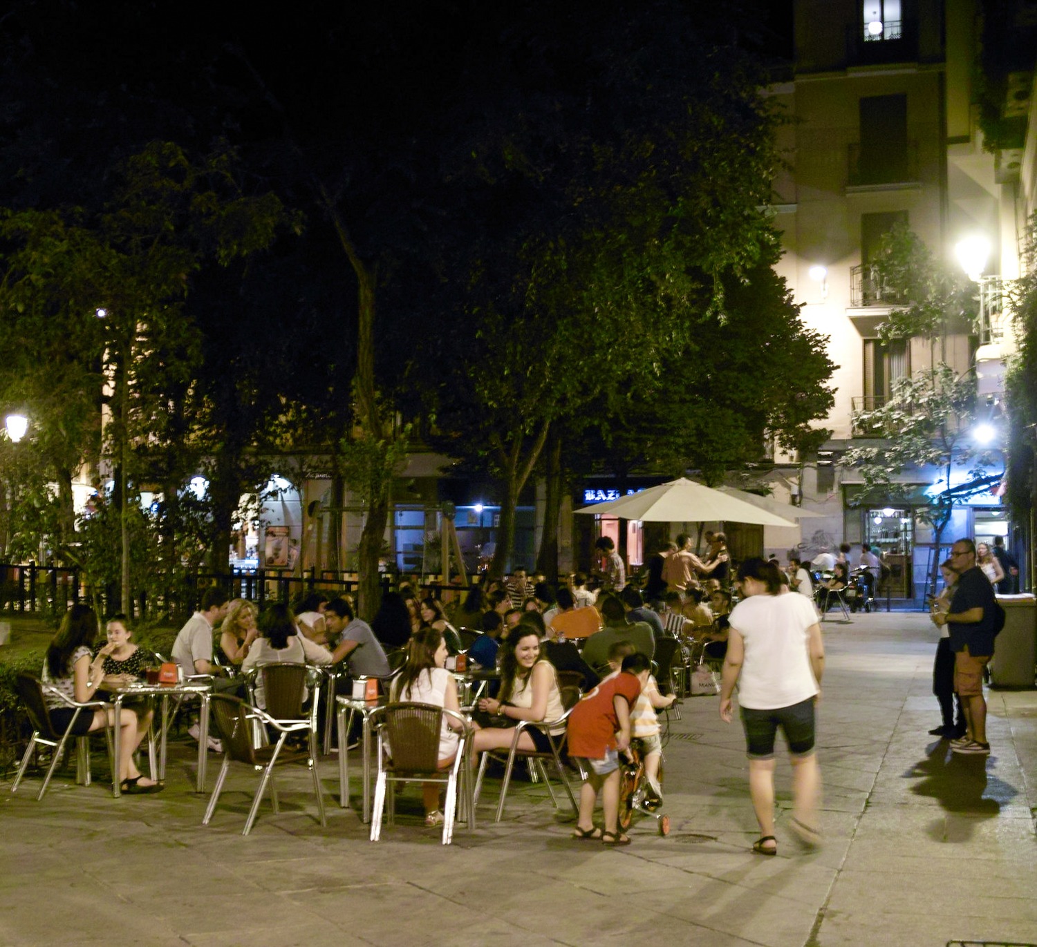 Malasaña nightlife by Nicolas Vigier
