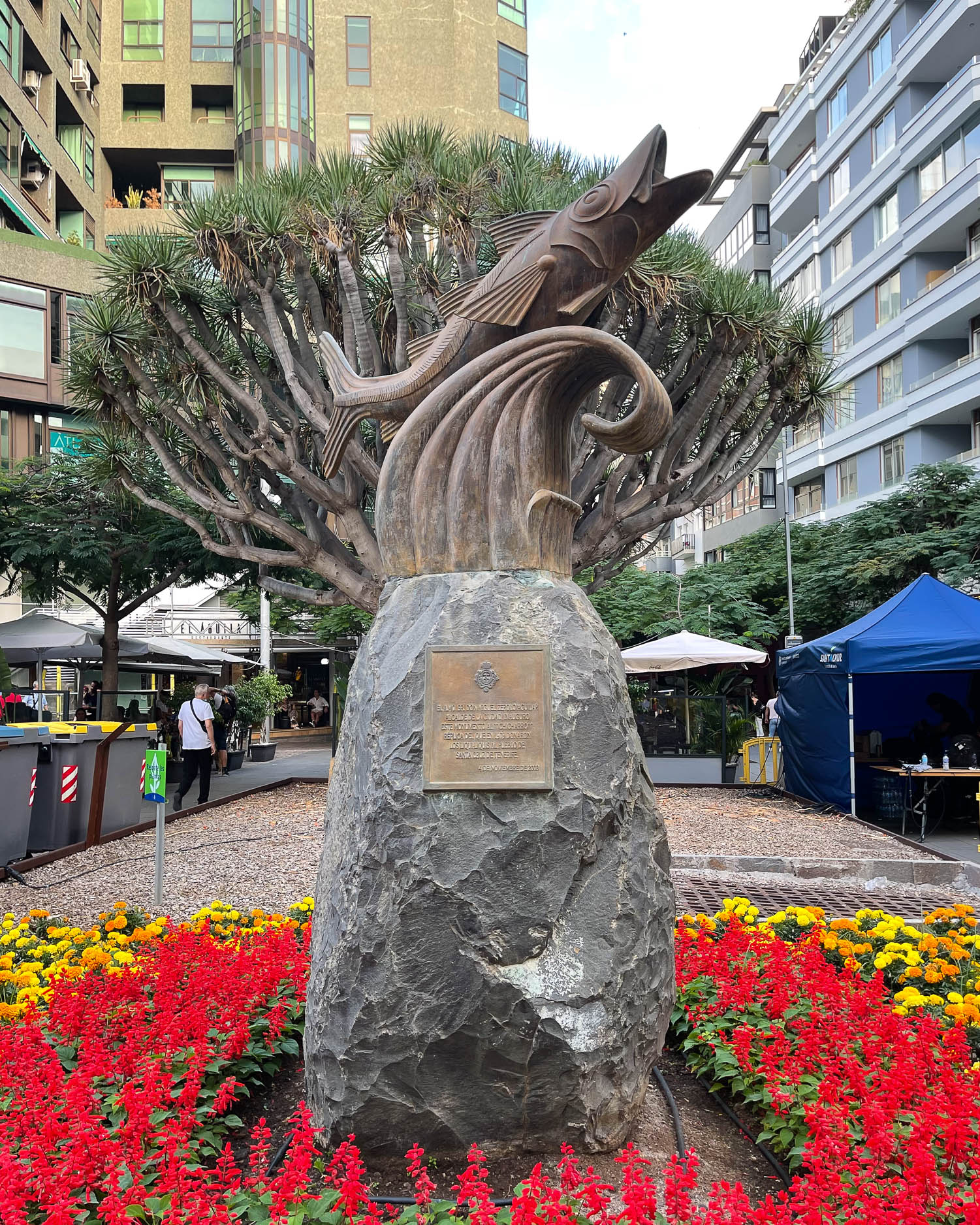 Chicharro sculpture in Santa Cruz Tenerife Photo Heatheronhertravels.com