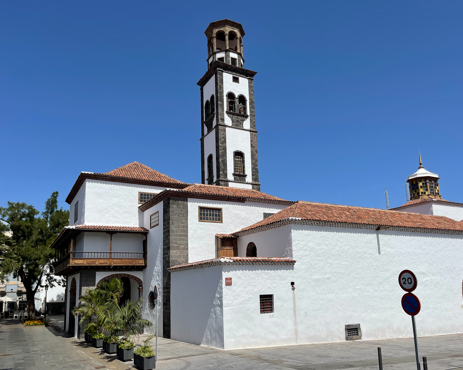 Iglesia de Nuestra Senora de la Concepcion Santa Cruz Tenerife Photo Heatheronhertravels.com