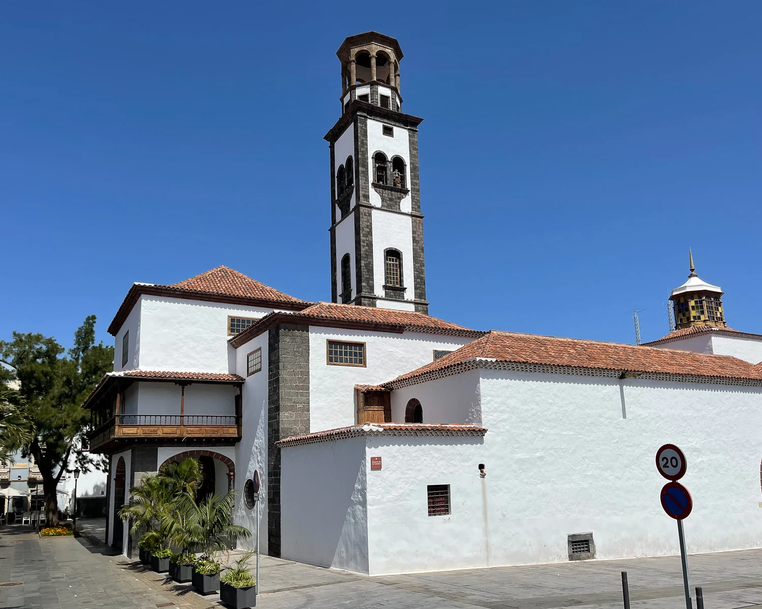 Iglesia de Nuestra Senora de la Concepcion Santa Cruz Tenerife Photo Heatheronhertravels.com