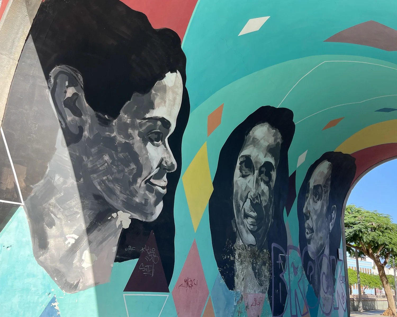 Street art at Puente Serrador Santa Cruz Tenerife Photo Heatheronhertravels.com