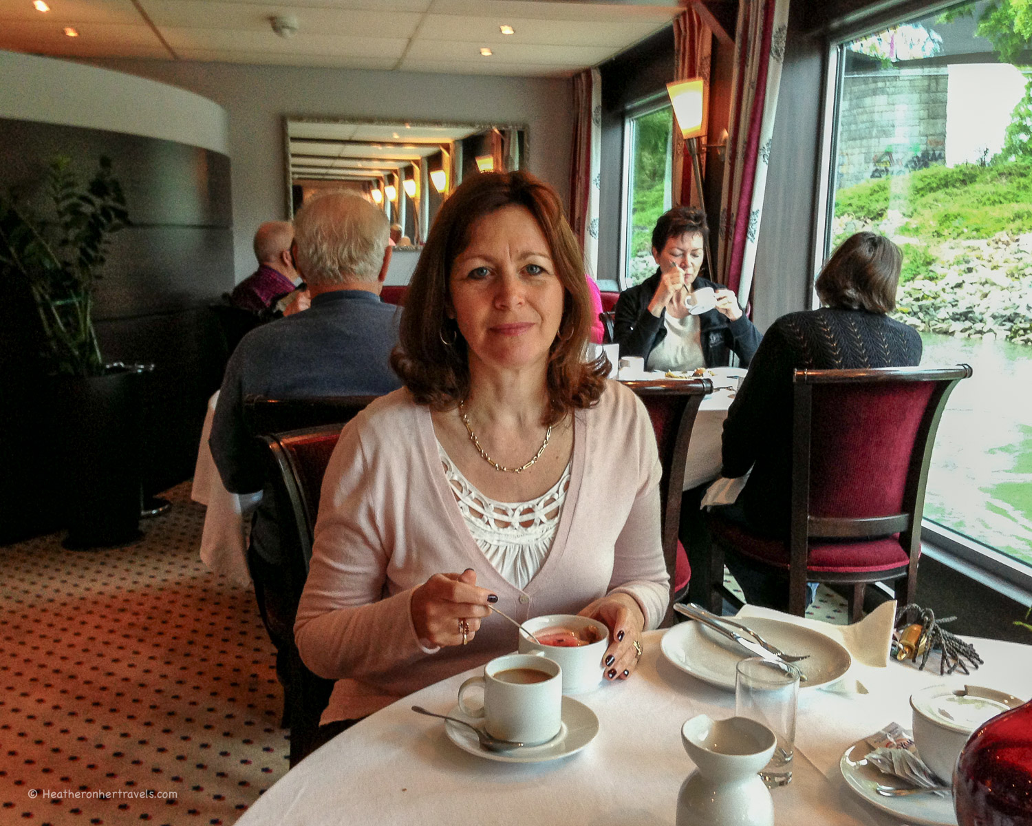 Enjoying breakfast on a river cruise © Heatheronhertravels.com