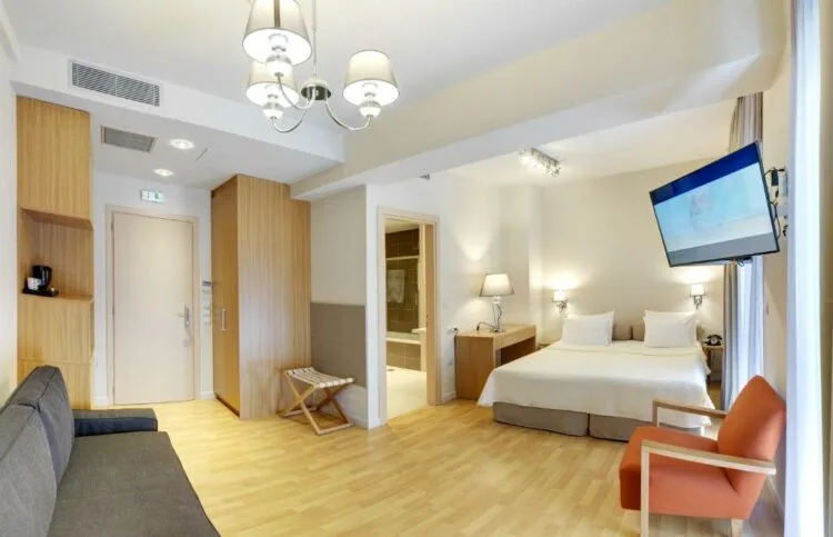 Phideas Piraeus Hotel