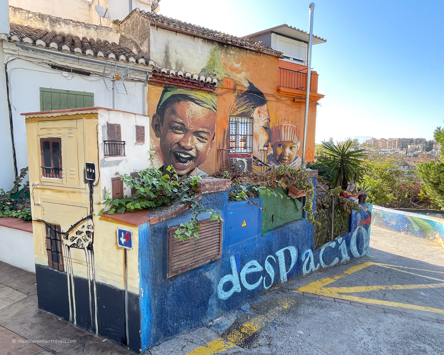 El niño de las pinturas in Grenada Spain © Heatheronhertravels.com