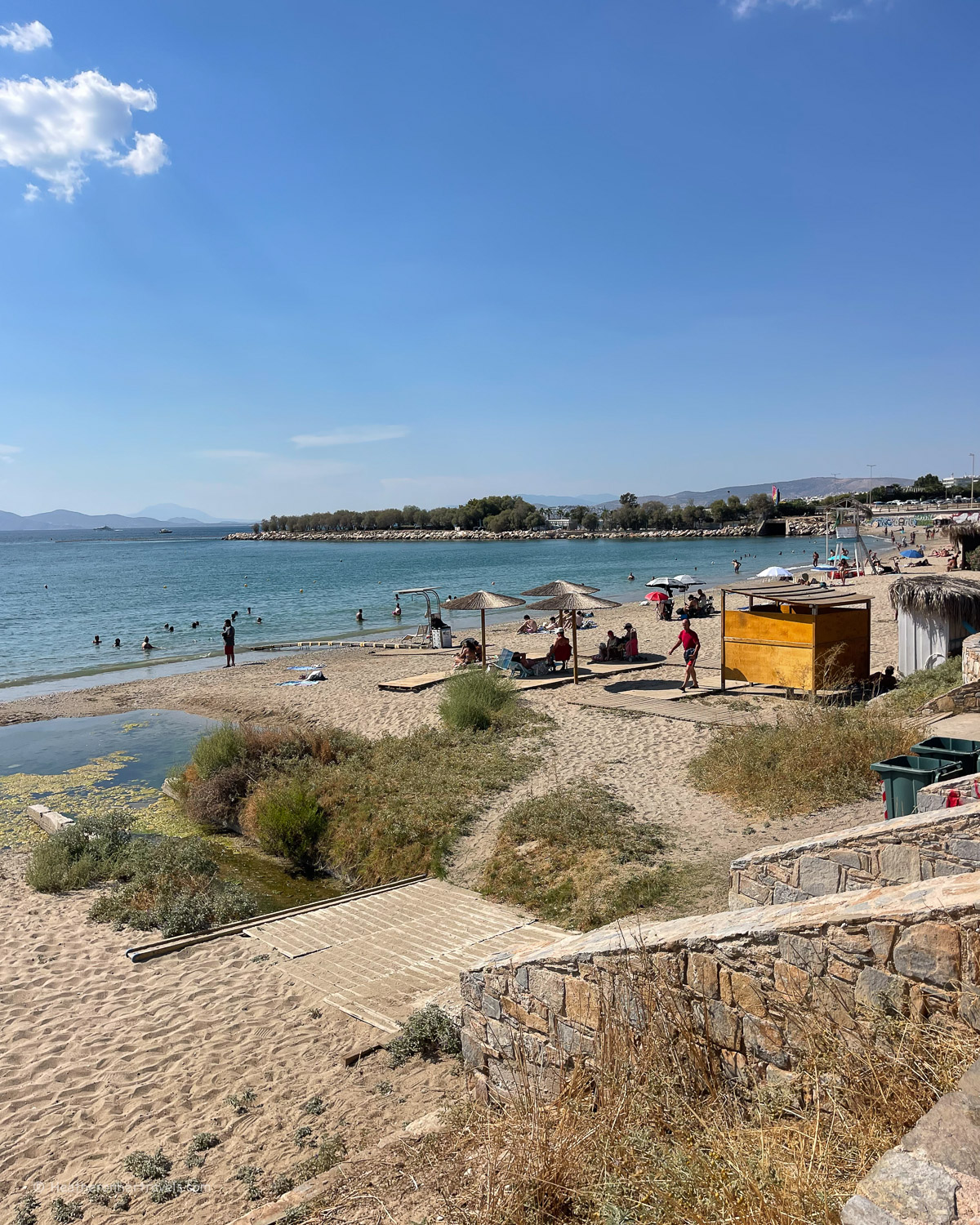 Raketa beach Athens Riviera © Heatheronhertravels.com