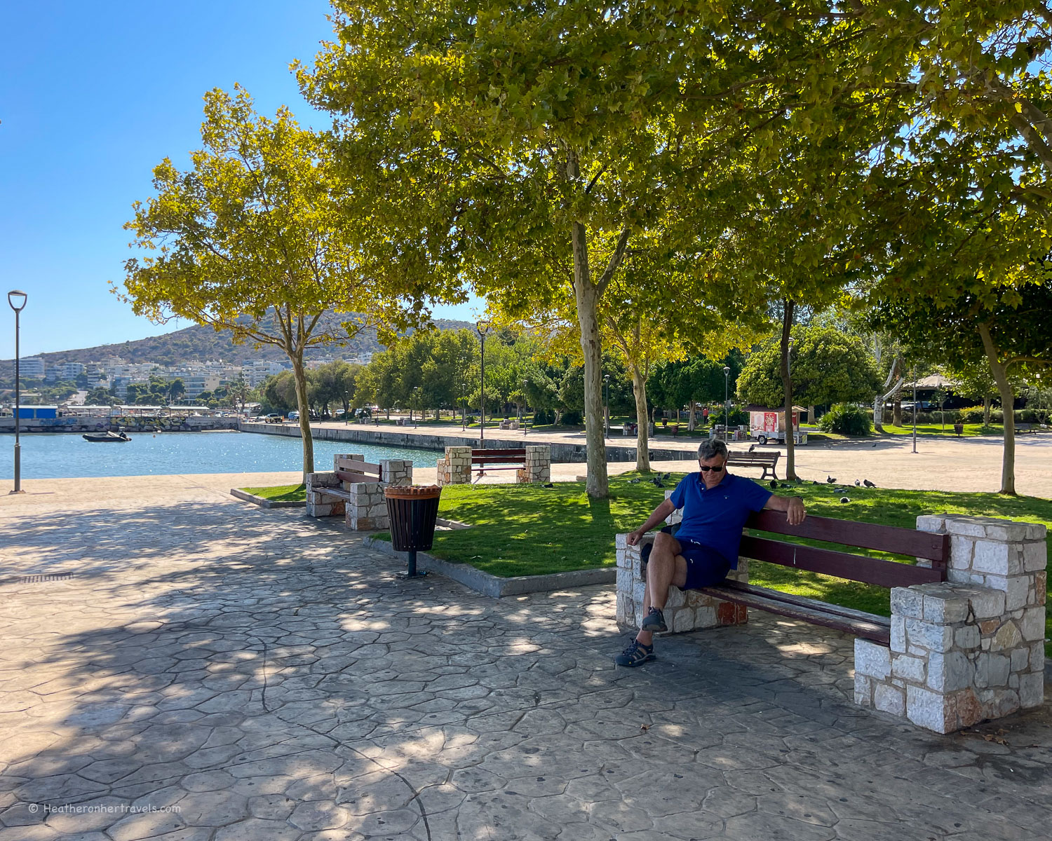 Varkiza Square - Athens Riviera © Heatheronhertravels.com